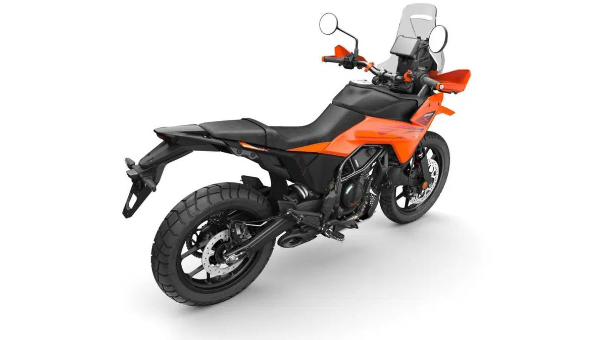 KTM disponibile nelle prossime settimane con la nuova gamma 390: Adventure, Enduro e Supermoto  (10)