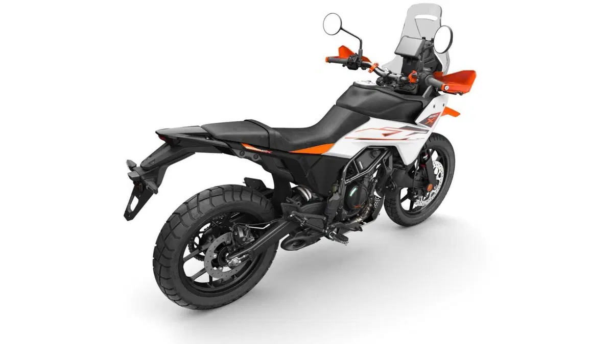 KTM disponibile nelle prossime settimane con la nuova gamma 390: Adventure, Enduro e Supermoto  (18)