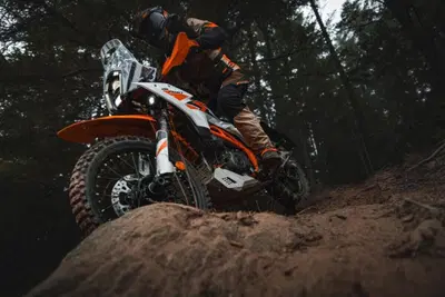 KTM: nuova gamma 390 disponibile entro poche settimane, Adventure, Enduro e Supermoto 