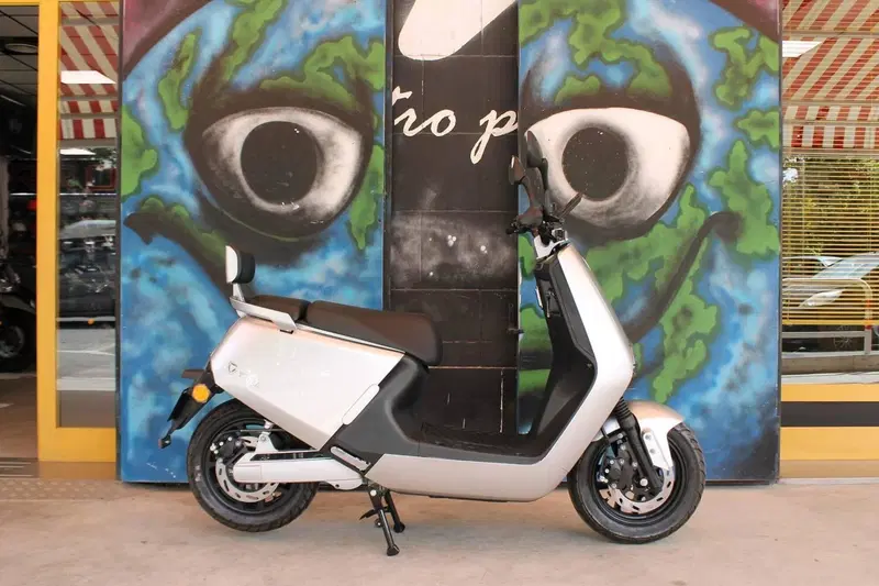 Yadea G5S (2022 - 26)