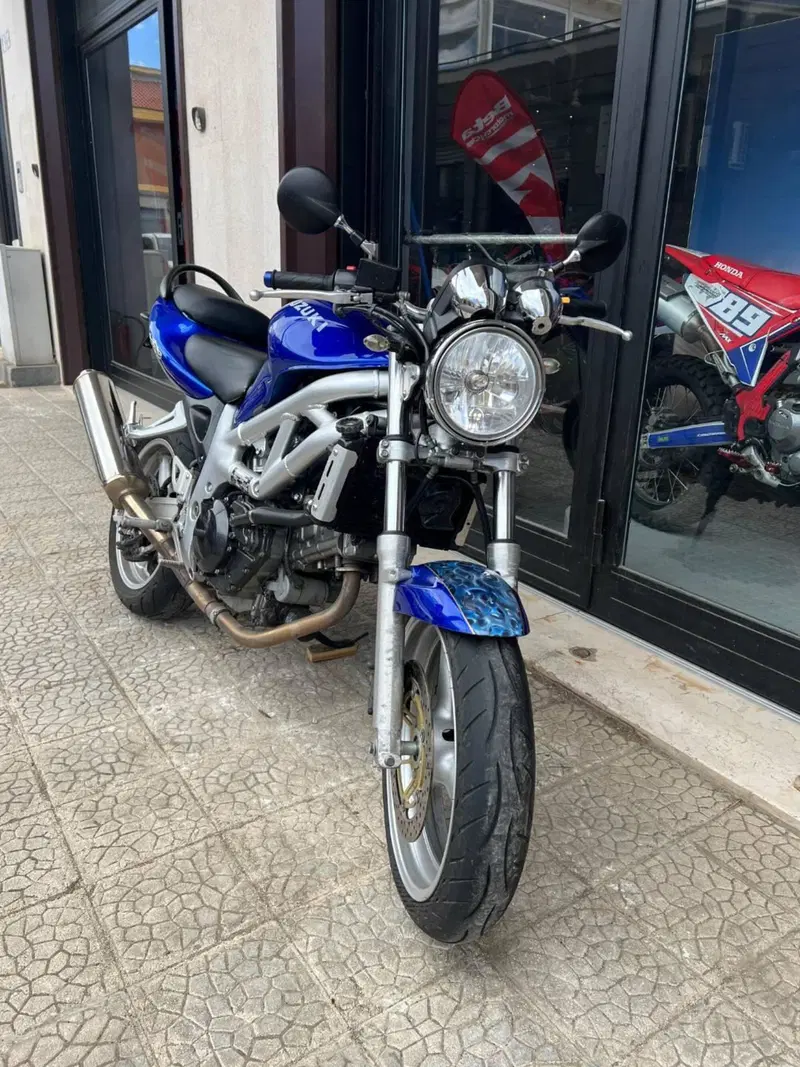 Suzuki SV 650 (1999 - 02) (5)