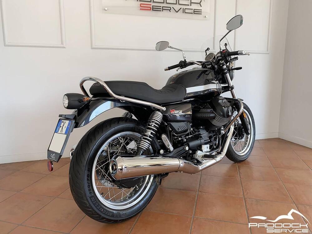 Moto Guzzi V7 Special (2021 - 24) (5)