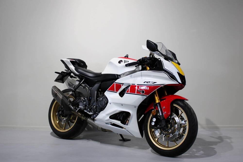 Yamaha YZF R7 World GP 60th Anniversary (2022 - 23) (2)