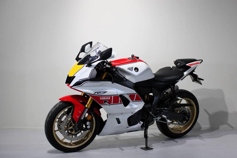Yamaha YZF R7 World GP 60th Anniversary (2022 - 23) (3)