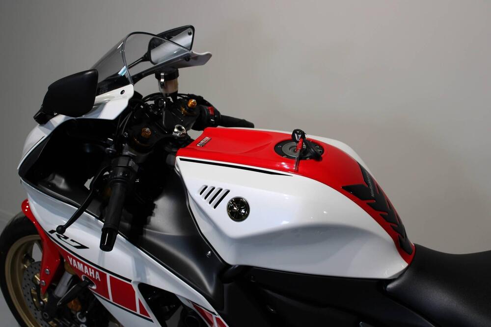 Yamaha YZF R7 World GP 60th Anniversary (2022 - 23) (5)