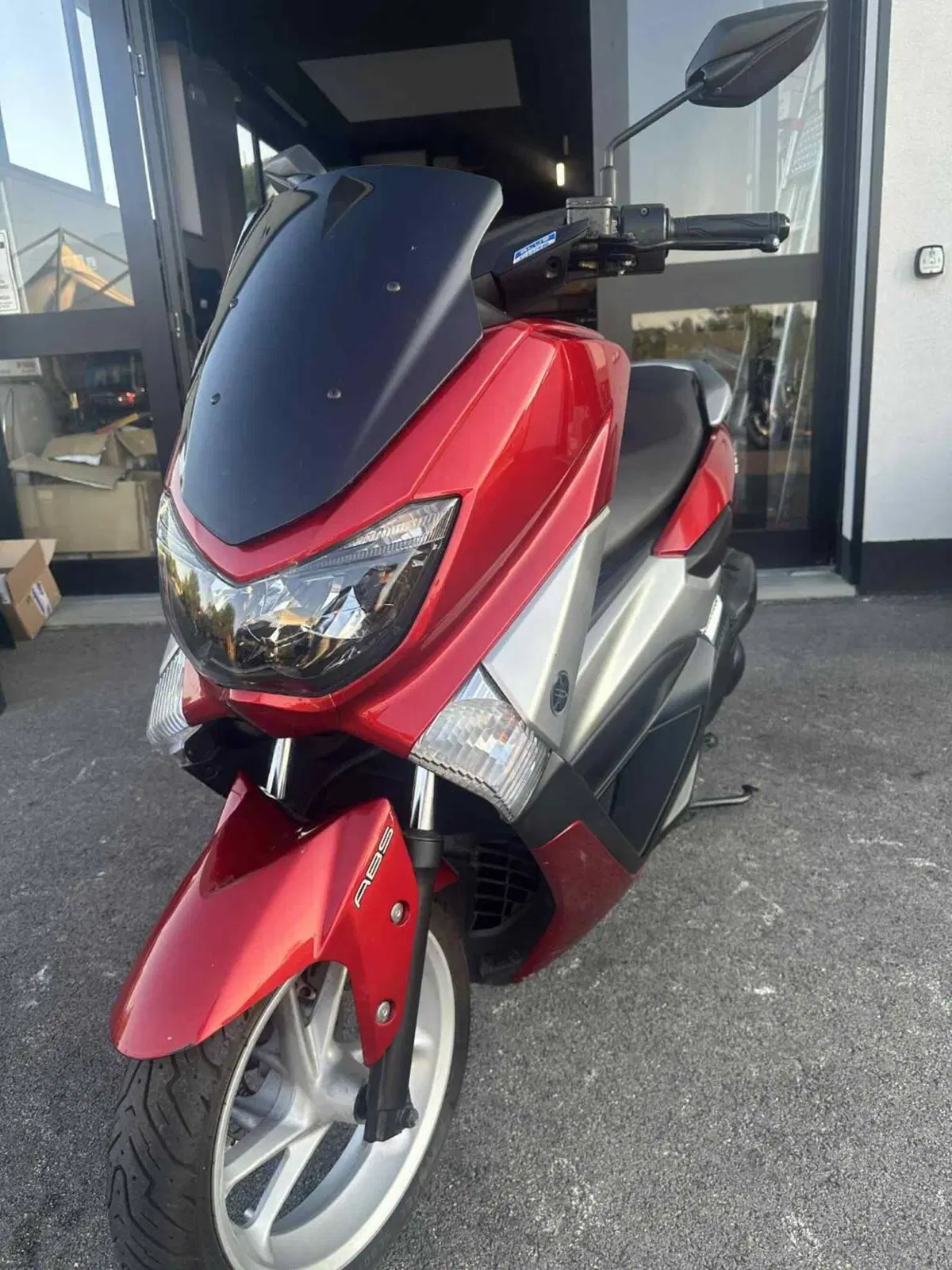 Yamaha N-Max 125 (2015 - 17)