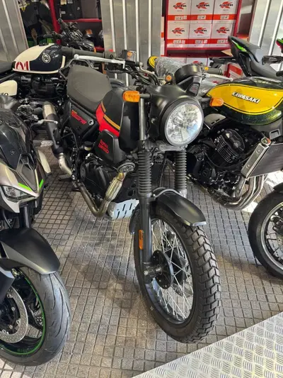Royal Enfield Scram 411 (2022 - 24) usata