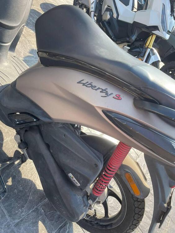 Piaggio Liberty 50 3V S (2021 - 24) (5)