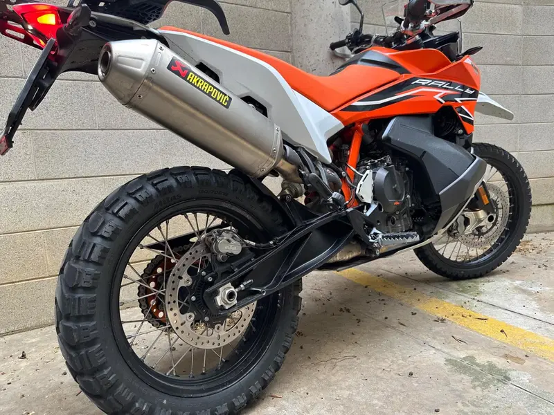 KTM 890 Adventure R Rally (2024 - 25) (9)