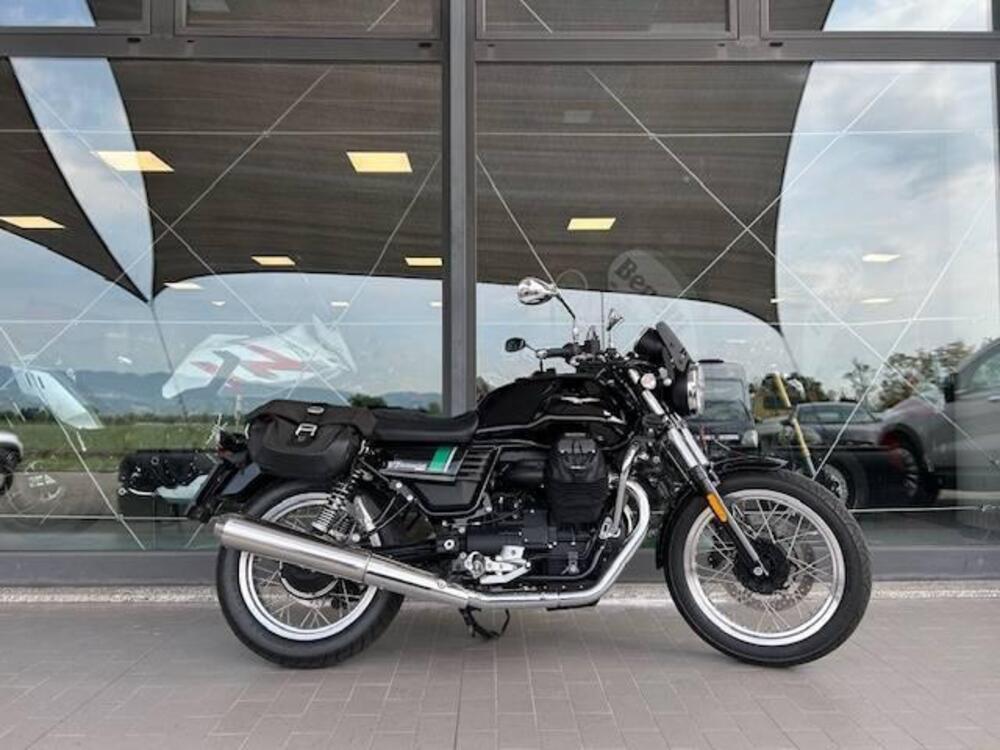 Moto Guzzi V7 III Special (2017 - 20) (2)