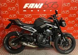 Triumph Street Triple 765 R (2023 - 25) usata