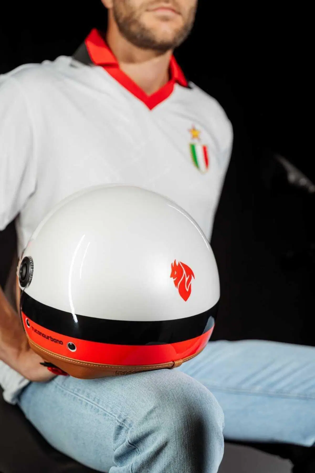 Tucano Urbano e AC MIlan: ecco i caschi El'Jettin (12)