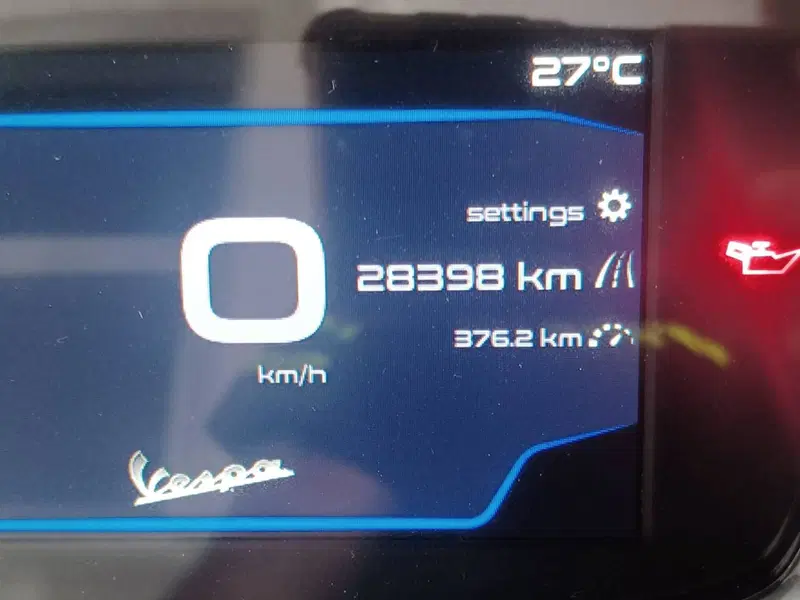 Vespa GTS 300 Supertech Hpe (2021 - 22) (11)