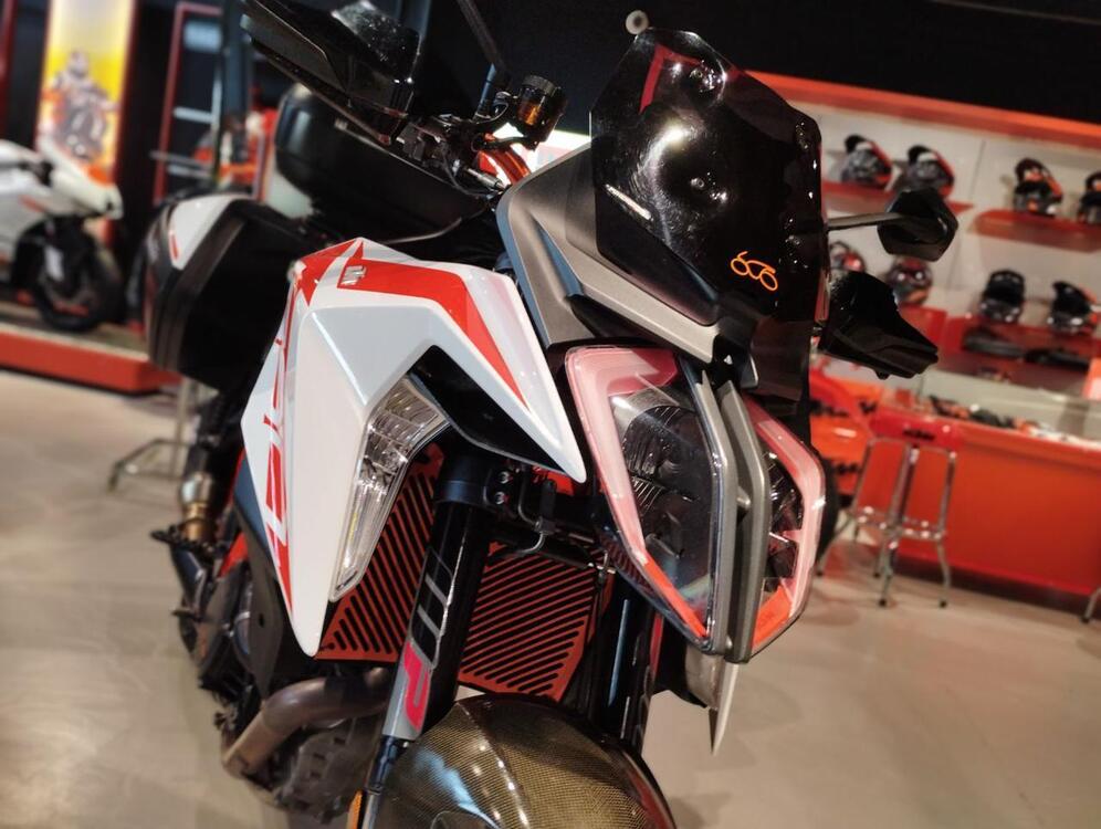 KTM 1290 Super Duke GT (2019 - 20) (3)