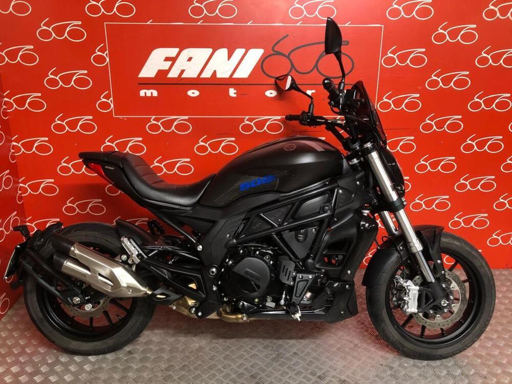 Benelli 502 C (2021 - 25)