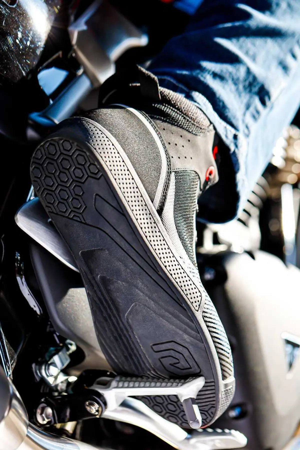 Eleveit preesenta la nuova sneaker Skyline Air E-Dry (4)