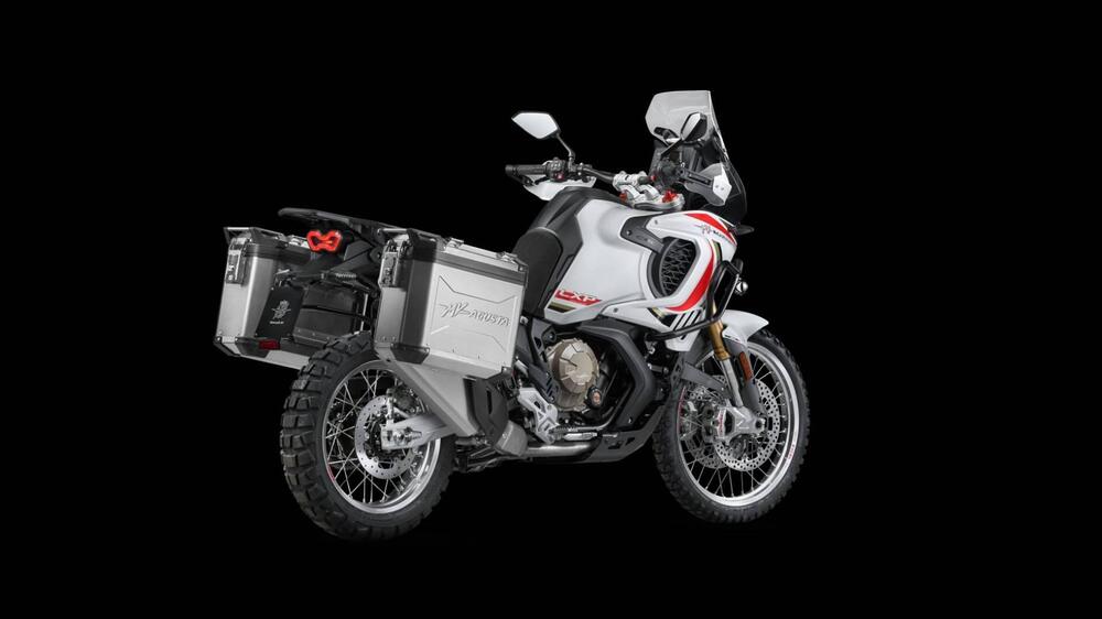 MV Agusta LXP Orioli (2024 - 25) (2)