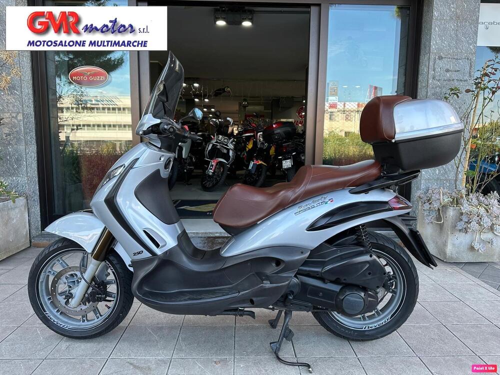 Piaggio Beverly 250 (2004 - 05)