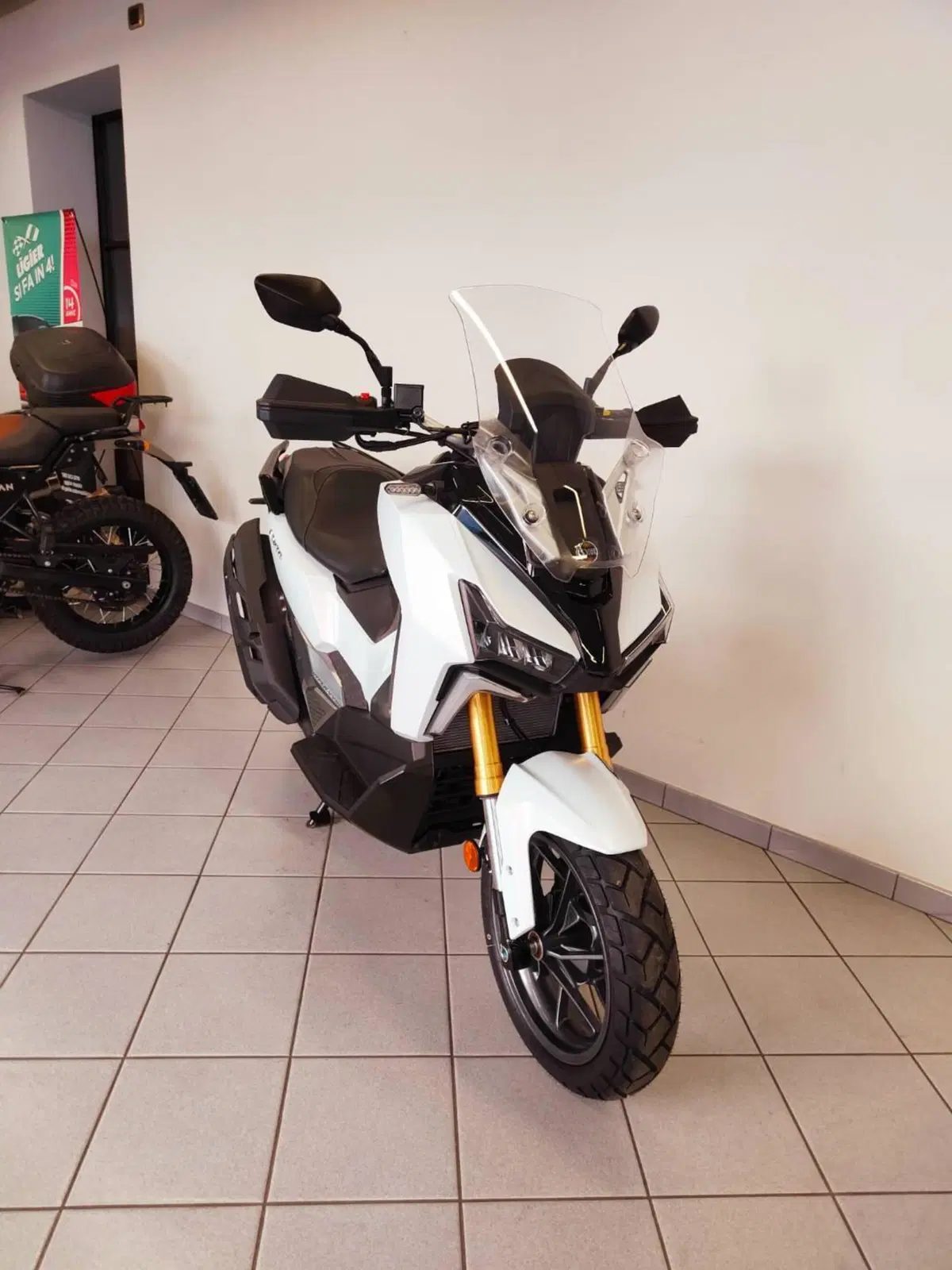Sym ADXTG 400 (2025 - 26) (6)