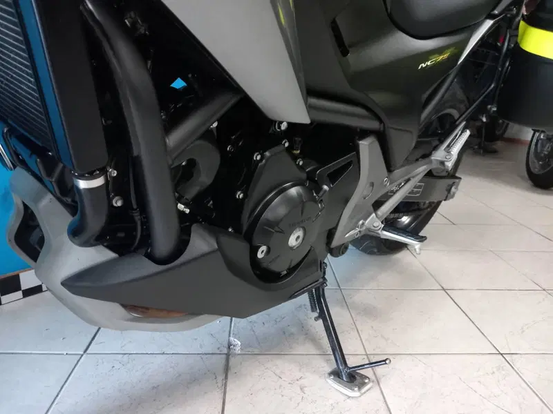 Honda NC 750 X DCT ABS (2014 - 15) (10)