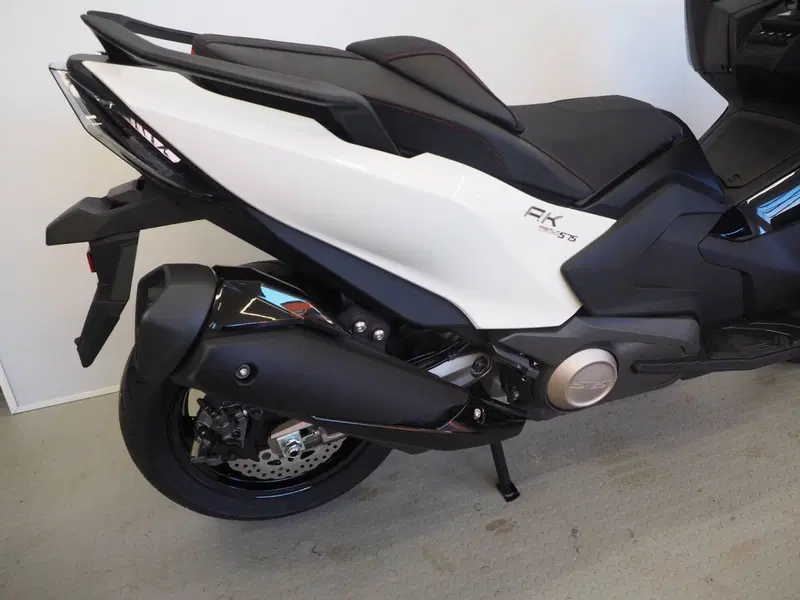Kymco AK 575 Premium (2025 - 26) (5)