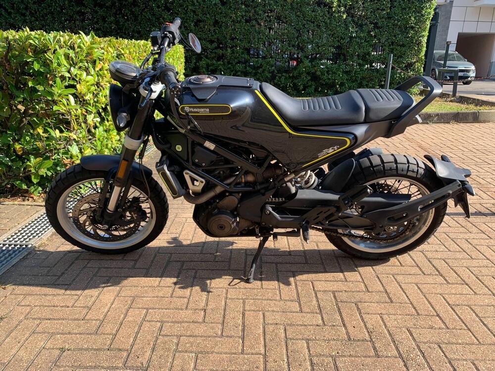 Husqvarna Svartpilen 401 (2018 - 19) (3)