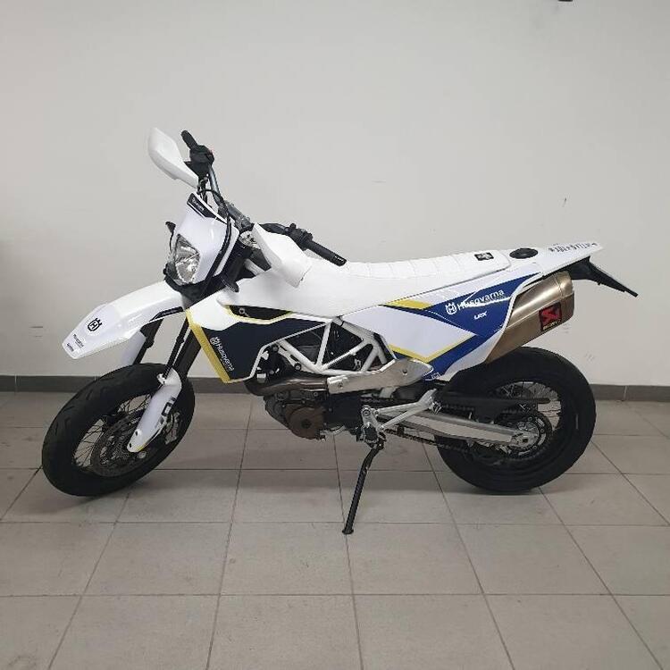 Husqvarna 701 Supermoto (2017 - 19)