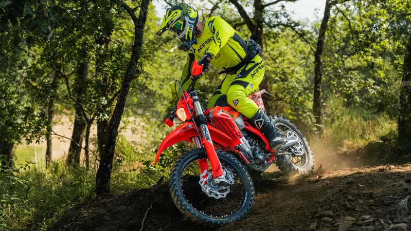 Beta RR X-PRO 2026: L'Enduro che ti fa divertire!