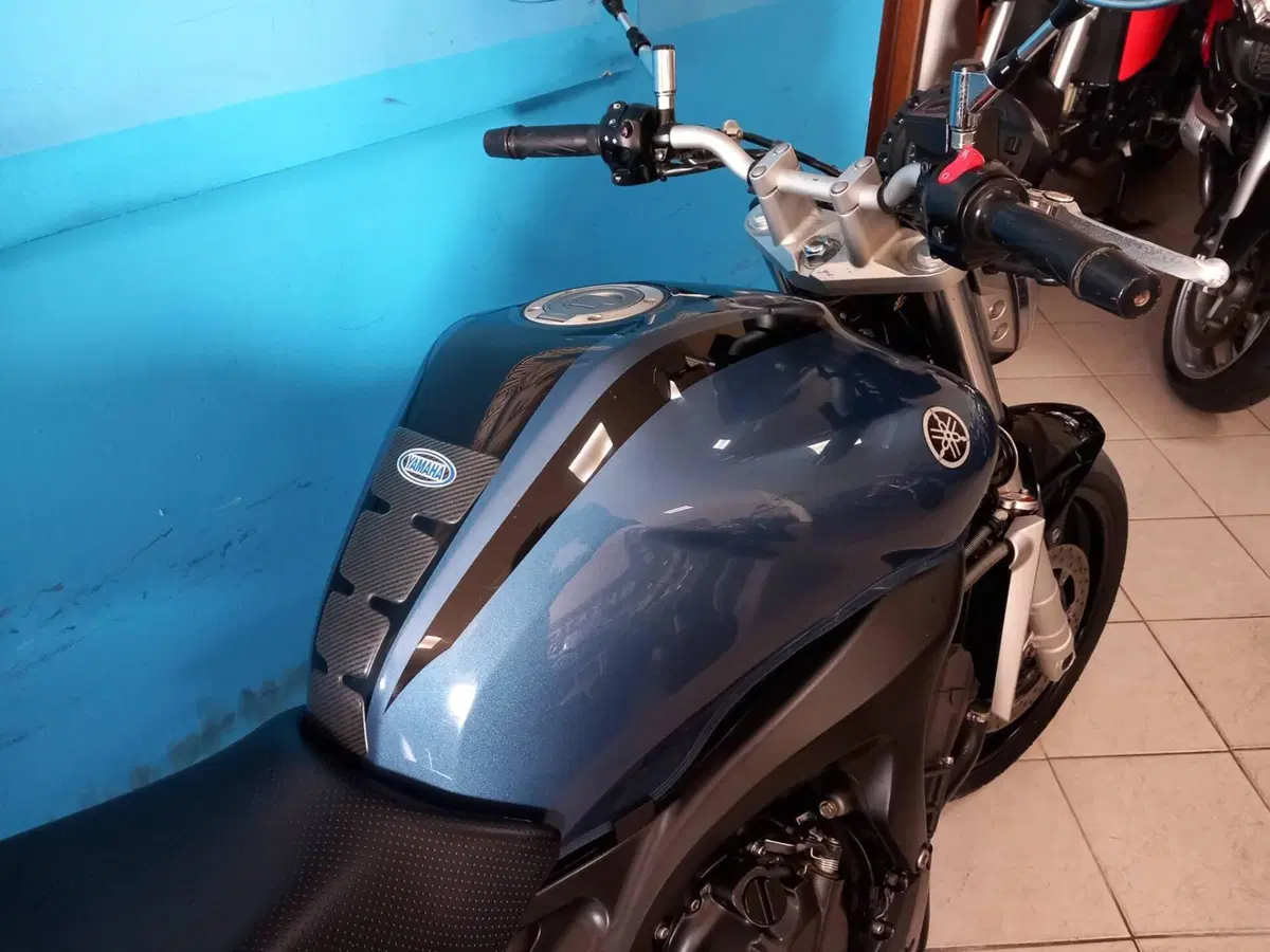 Yamaha FZ6 (2004 - 07) (17)