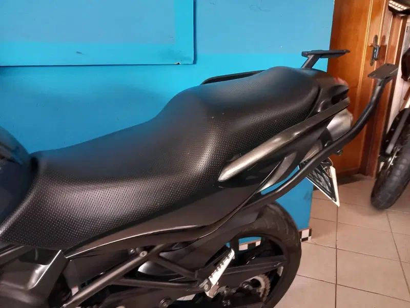 Yamaha FZ6 (2004 - 07) (12)