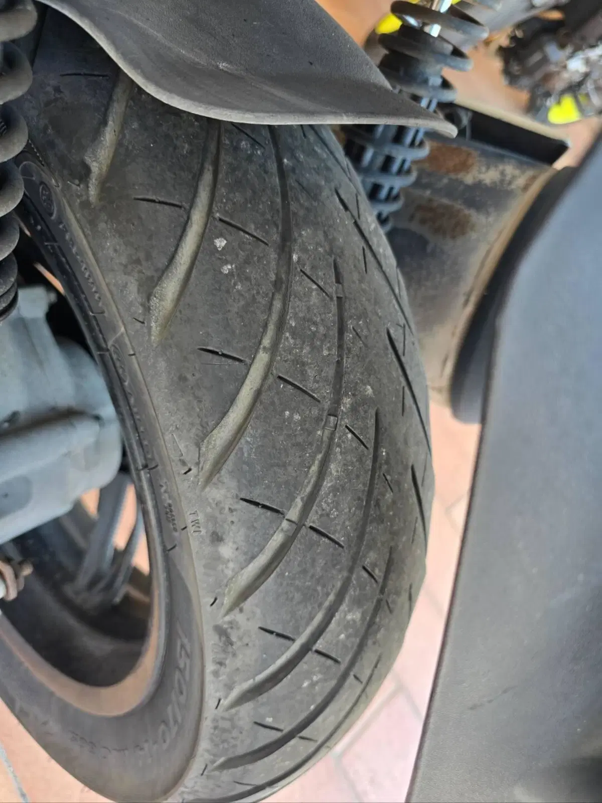 Piaggio Beverly 350 SportTouring ie (2011 - 15) (9)