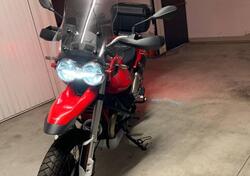 Moto Guzzi V85 TT Evocative Graphics (2021 - 23) usata