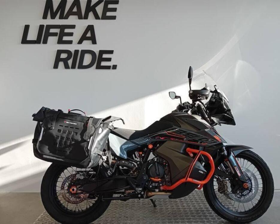 KTM 890 Adventure (2022)