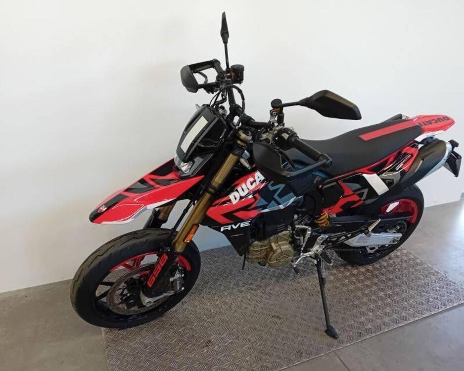 Ducati Hypermotard 698 Mono RVE (2024 - 25) (4)