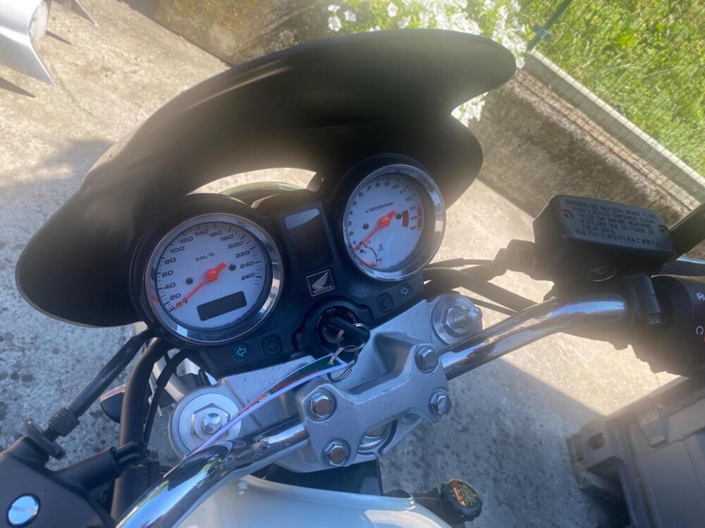 Honda Hornet 600 (2003 - 04) (4)