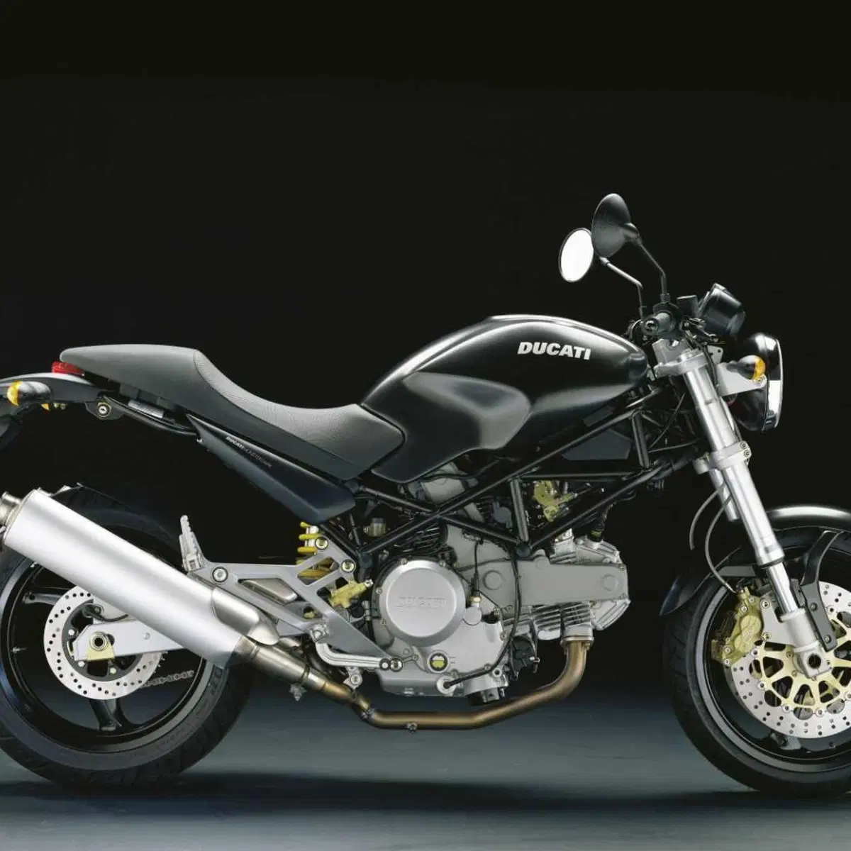 Ducati Monster 600 Dark (2002)