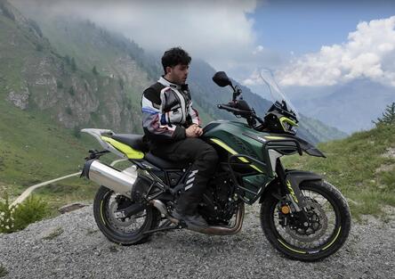 Benelli TRK 702 X Euro5+ TEST: la prova su strada e in fuoristrada sulle Alpi [VIDEO]