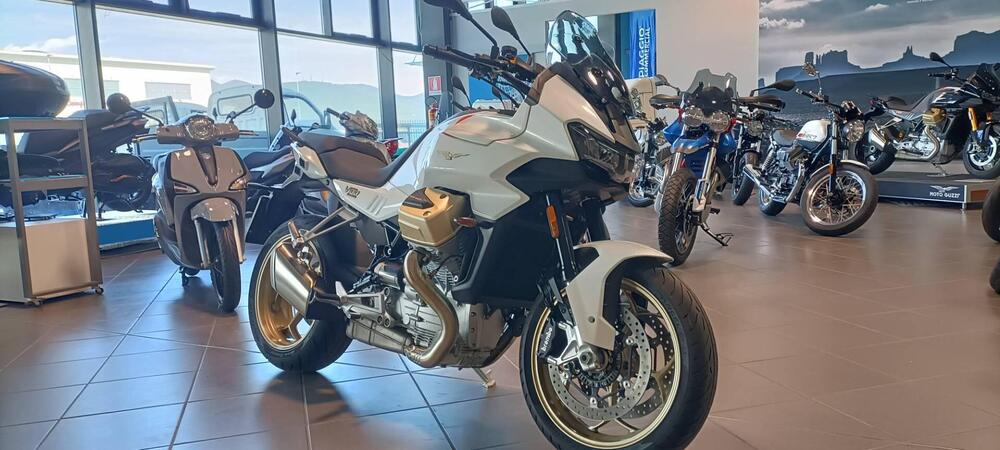 Moto Guzzi V100 Mandello (2022 - 24) (4)