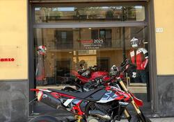 Ducati Hypermotard 698 Mono RVE (2024 - 25) usata