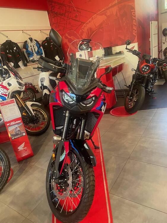 Honda Africa Twin CRF 1100L ES DCT (2024 - 25) (3)