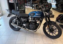 Triumph Street Twin 900 (2021 - 22) usata