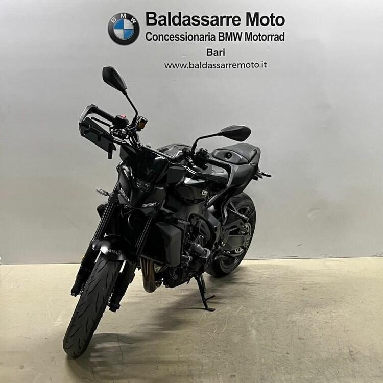 Yamaha MT-09 Y-AMT (2024 - 25) (2)