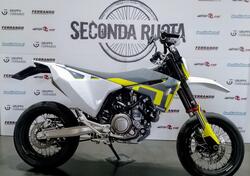 Husqvarna 701 Supermoto (2022) usata