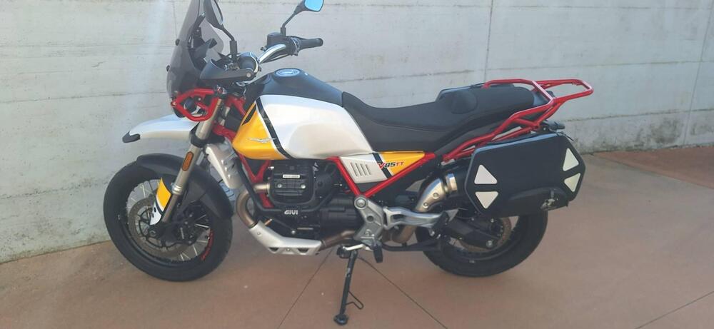 Moto Guzzi V85 TT (2019 - 20) (2)