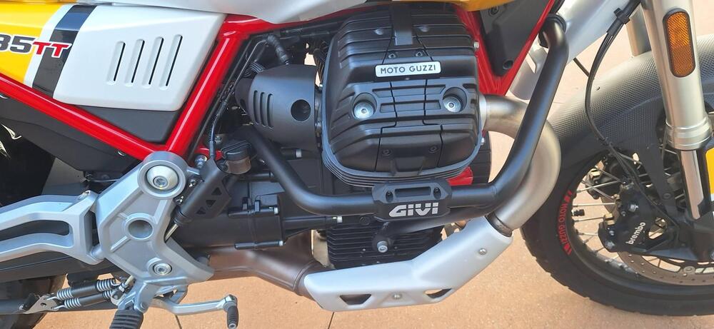 Moto Guzzi V85 TT (2019 - 20) (3)