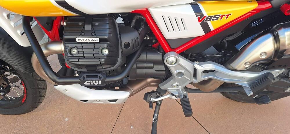 Moto Guzzi V85 TT (2019 - 20) (5)
