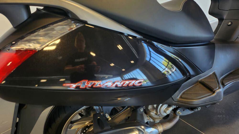 Aprilia Atlantic 300 (2010-14) (2)