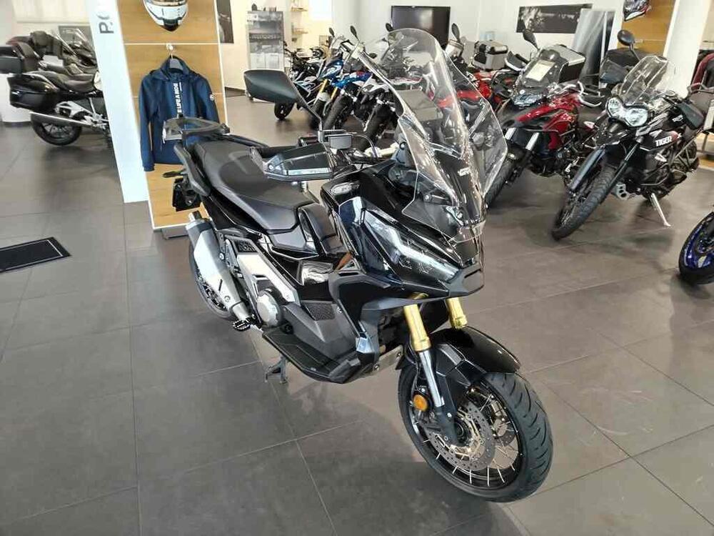 Honda X-ADV 750 DCT Adventure (2021 - 24) (3)
