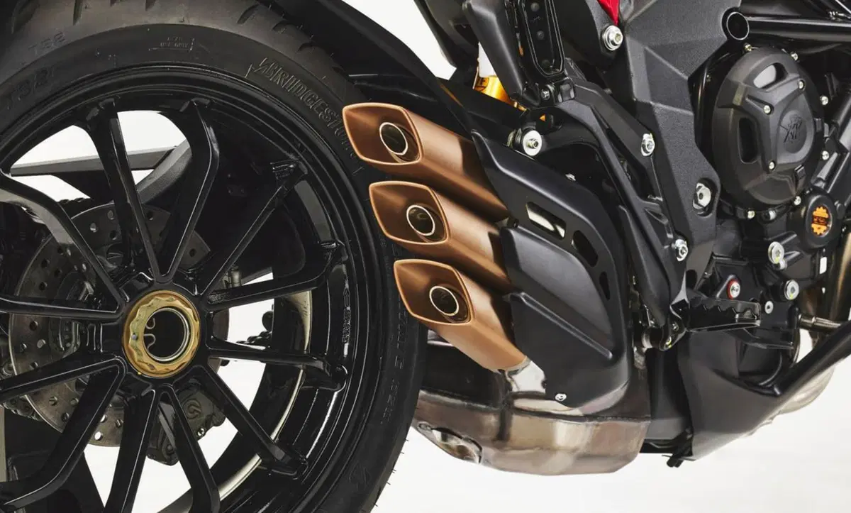 MV Agusta Turismo Veloce 800 R (2023 - 26) (14)