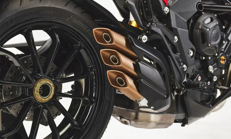 MV Agusta Turismo Veloce 800 R (2023 - 26) (14)